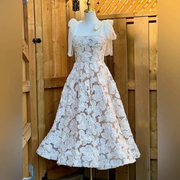 🆕 BRONX & BANCO 🧿 NWOT Sabrina White Bridal Midi Dress, Sz M / US 6 - Picture 11 of 15